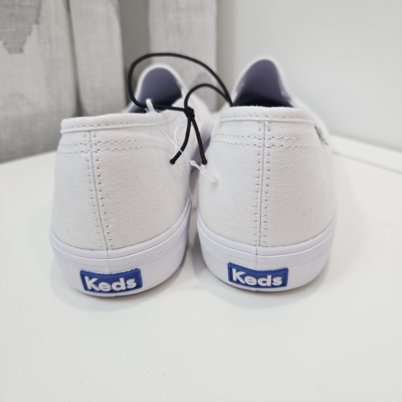 Keds White Slip‑On Canvas Sneakers – Size 10 – New in Box - Picture 6 of 9